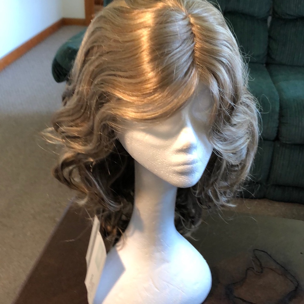 Look at the pictures